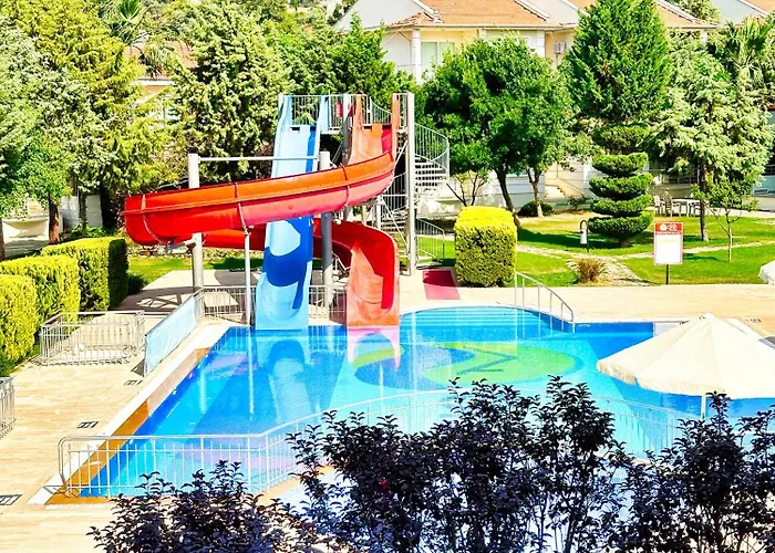 Airport Club Onat Garden Tatil Koeyue דלמן