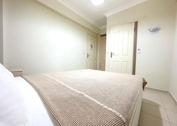 Airport Club Onat Garden Tatil Koeyue דלמן