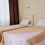 Airport Club Onat Garden Tatil Koeyue 3*