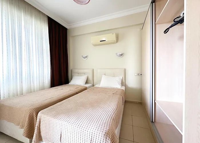 Airport Club Onat Garden Tatil Koeyue