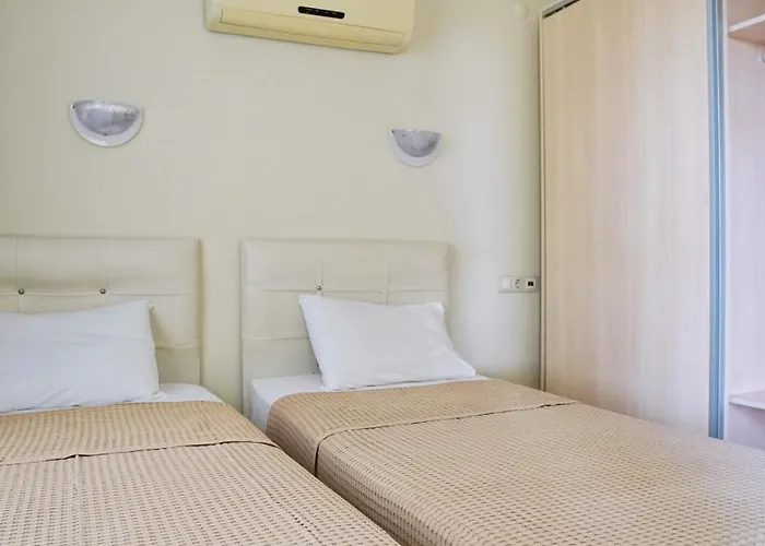 Airport Club Onat Garden Tatil Koeyue Aparthotel