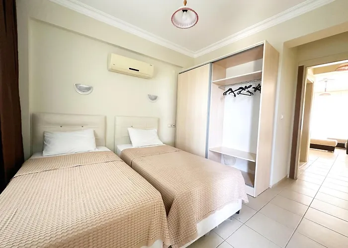 Aparthotel Airport Club Onat Garden Tatil Koeyue 3*